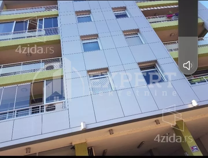 Garaža | 4zida