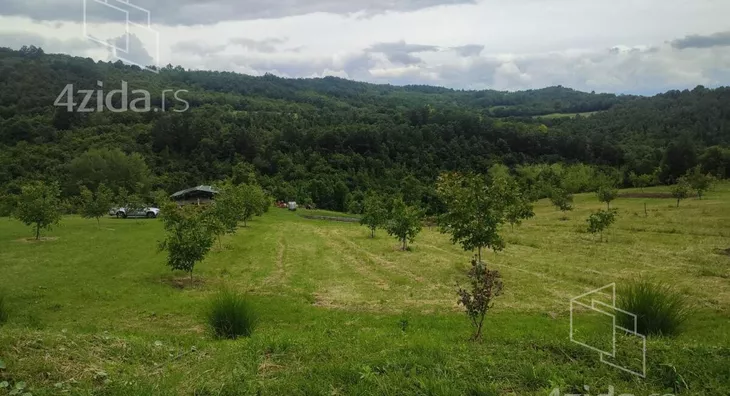 Plac | 4zida