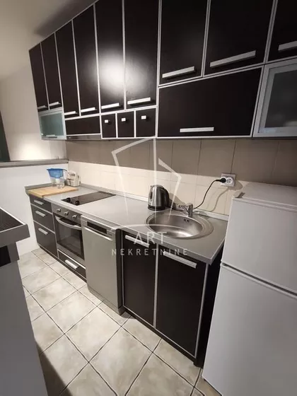 Prve Šumadijske Brigade | 4zida.rs