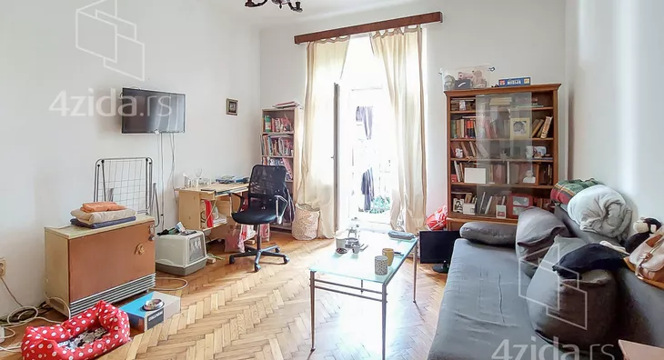 Četvoroiposoban stan | 4zida