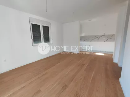 Bulevar Patrijarha Pavla (Somborski Bulevar) | 4zida.rs