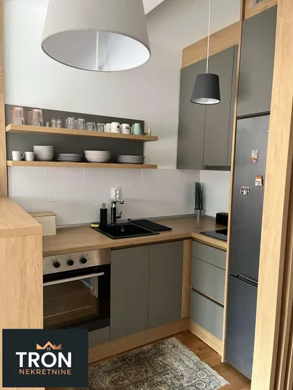 Nemanjina | 4zida.rs