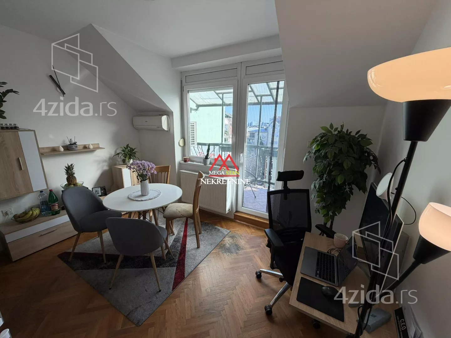 Jednoiposoban stan | 4zida