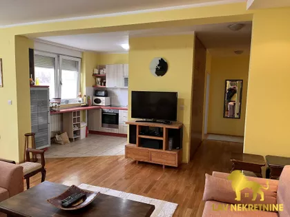 VOJVODE ŠUPLJIKCA | 4zida.rs