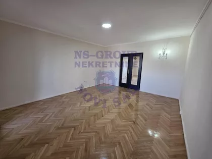 Železnička stanica | 4zida.rs