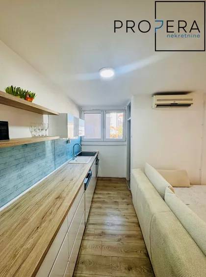 Trg Učitelj Tase | 4zida.rs