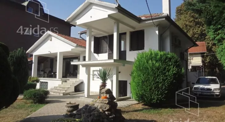 Kuća | 4zida