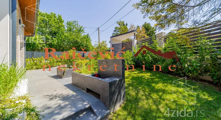 Kuća | 4zida
