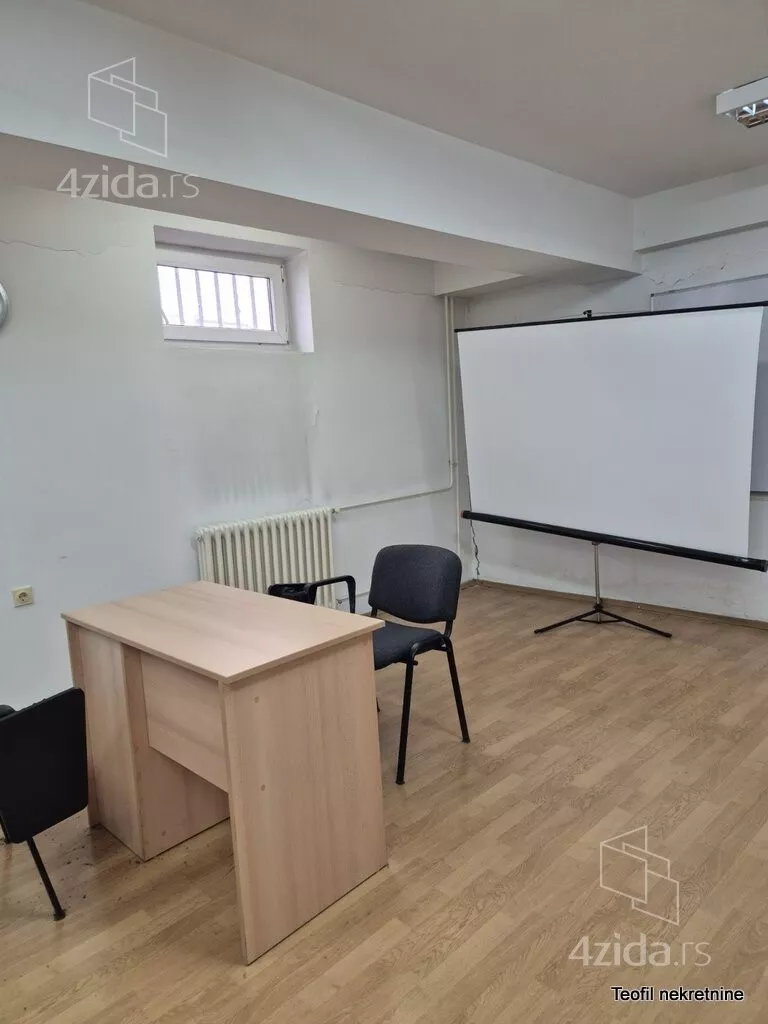 Poslovni prostor | 4zida