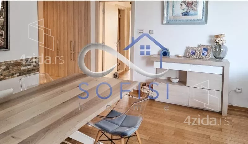 Petosoban stan | 4zida