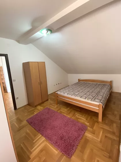 Braće Poljakovića 23 | 4zida.rs