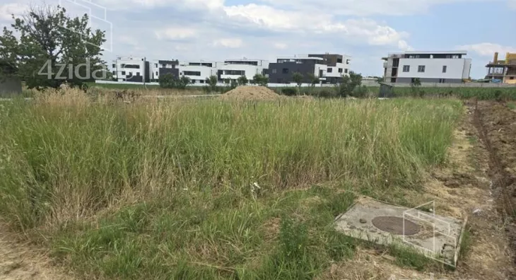 Građevinsko zemljište | 4zida