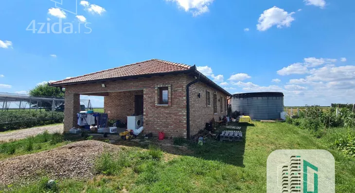 Poljoprivredno zemljište | 4zida
