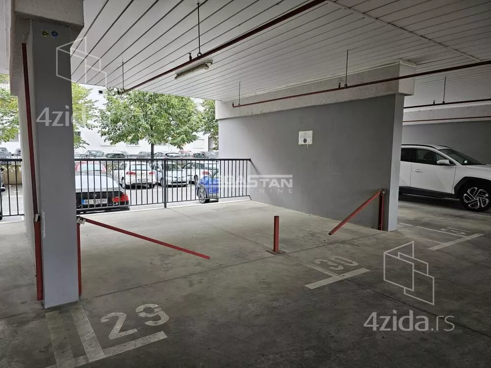 Garaža | 4zida