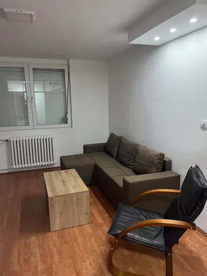 Patrisa Lumumbe 17 | 4zida.rs