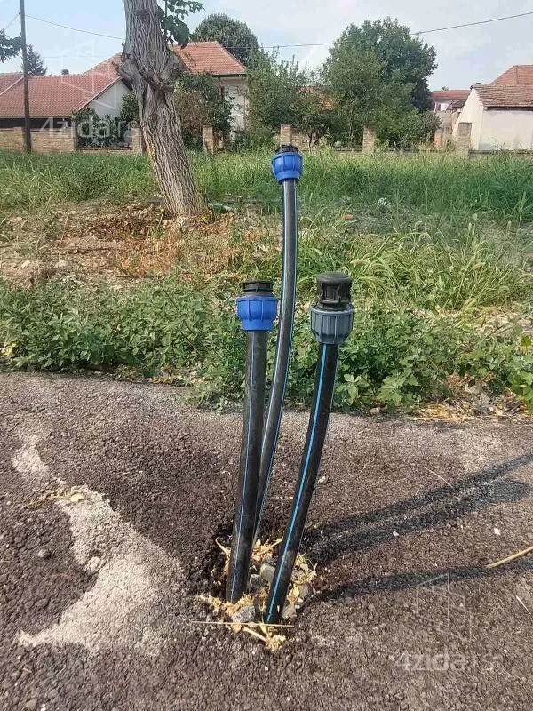 Plac | 4zida