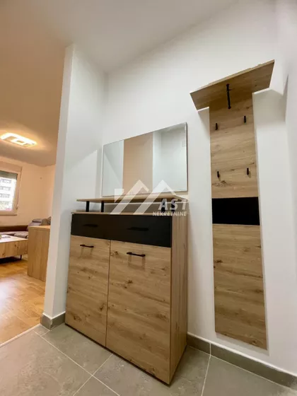 Rumenački put | 4zida.rs