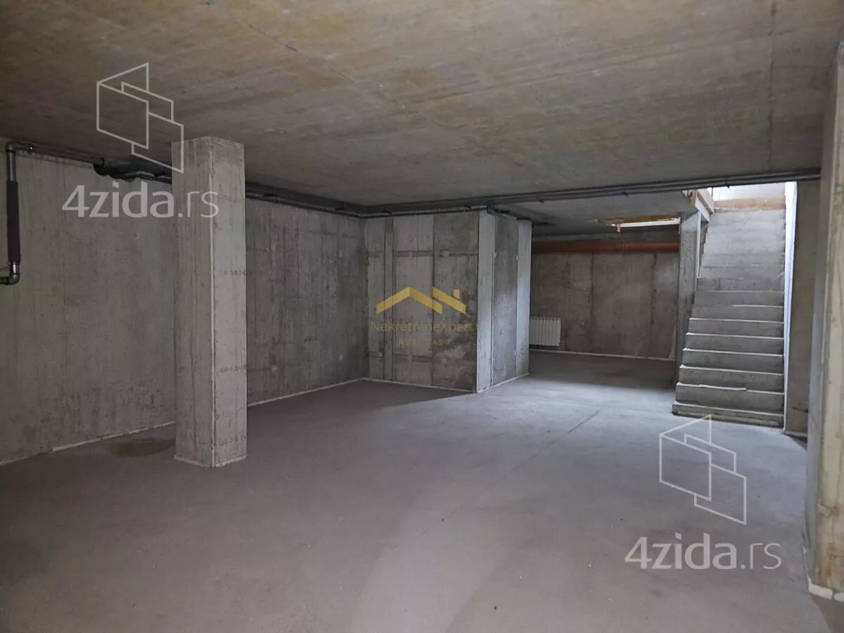 Poslovni prostor | 4zida