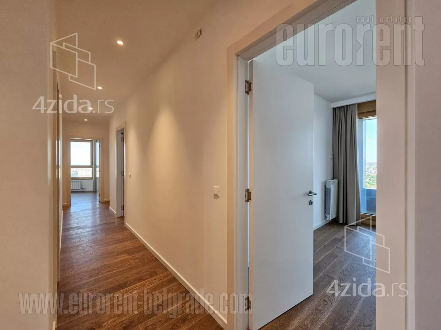 Petosoban stan | 4zida