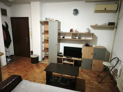 Apartment for rent · 32 m² · Bulevar Oslobođenja, Gradske lokacije, Novi Sad