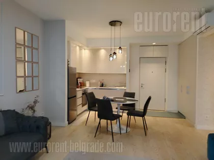 BW - ARIA | 4zida.rs