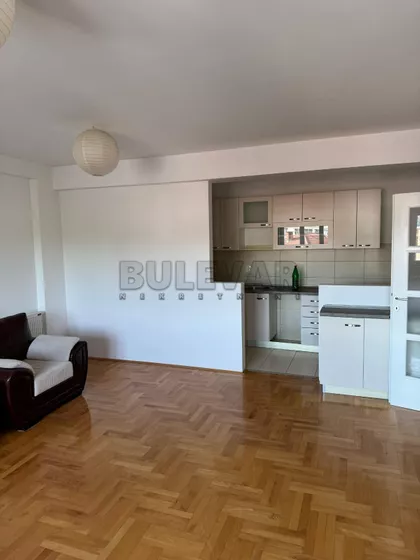 Hajduk Veljkova | 4zida.rs