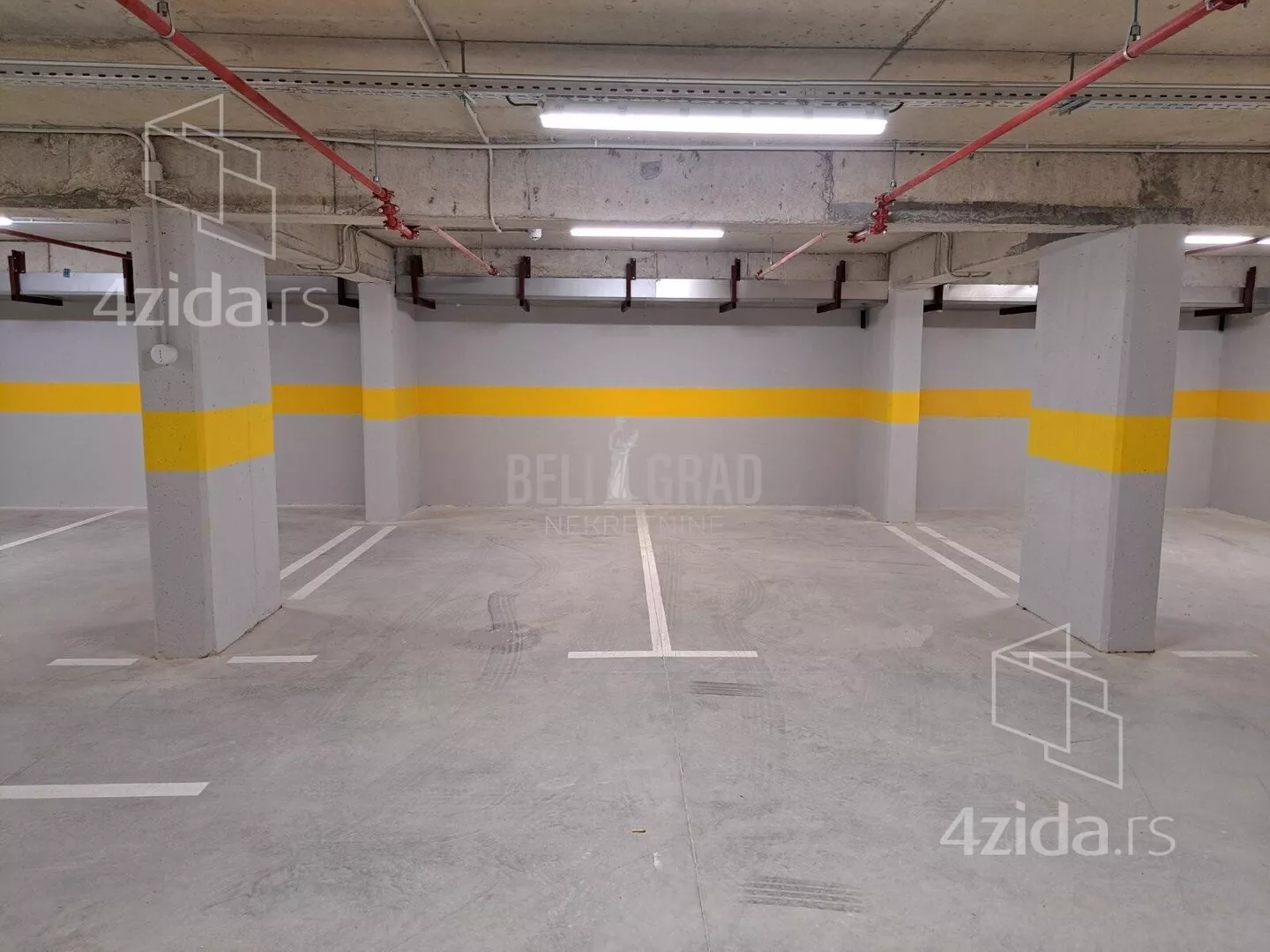 Garaža | 4zida
