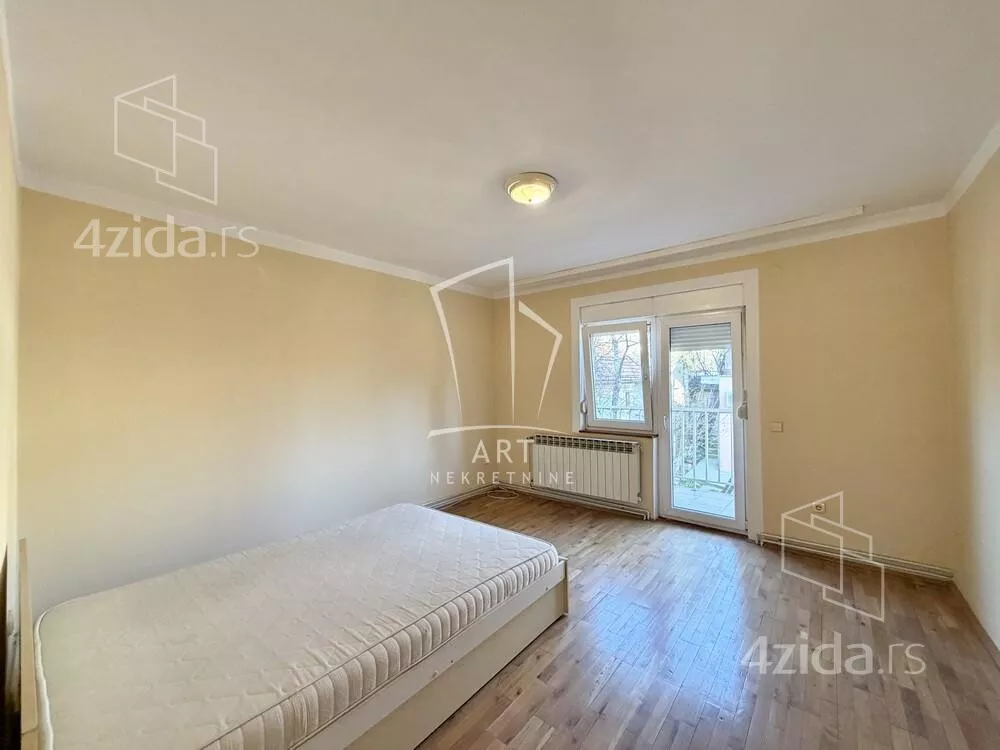 4-etažna kuća | 4zida