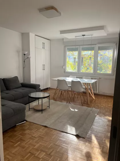 Banović Strahinje | 4zida.rs