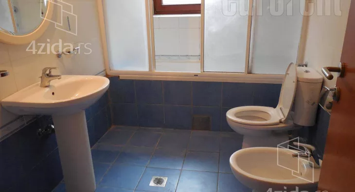 4-etažna kuća | 4zida