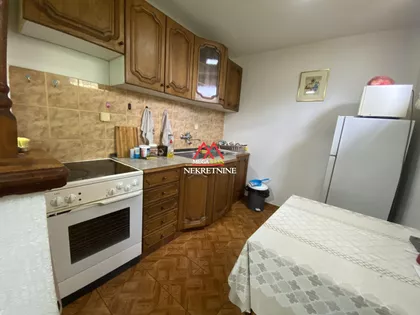 Lončarska | 4zida.rs