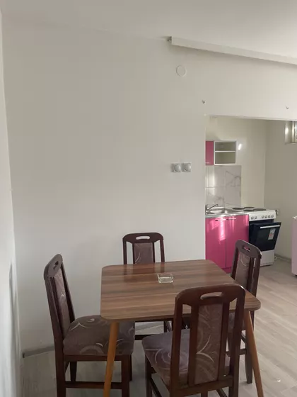 Poštanska | 4zida.rs