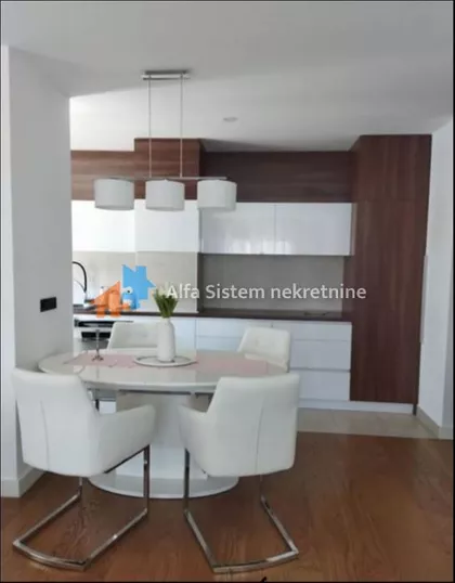 Južni Bulevar | 4zida.rs