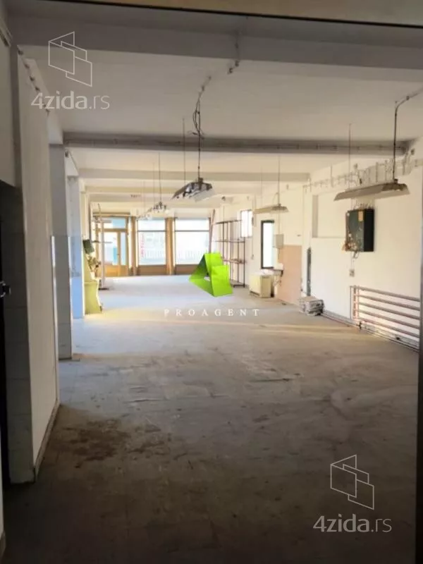 Poslovni prostor | 4zida