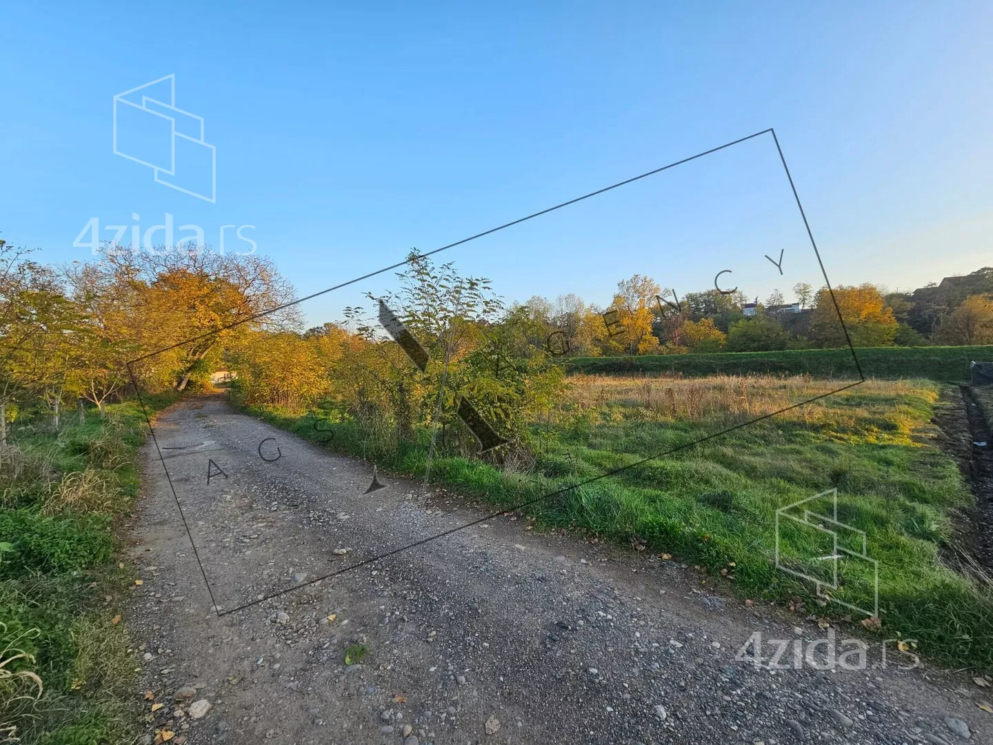 Građevinsko zemljište | 4zida