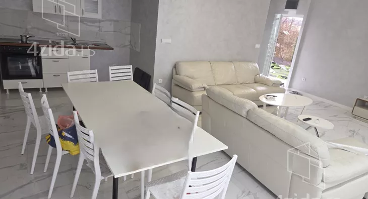 5-etažna kuća | 4zida