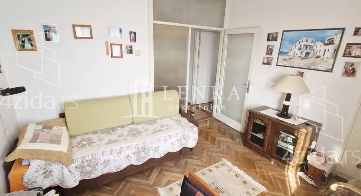 Četvoroiposoban stan | 4zida