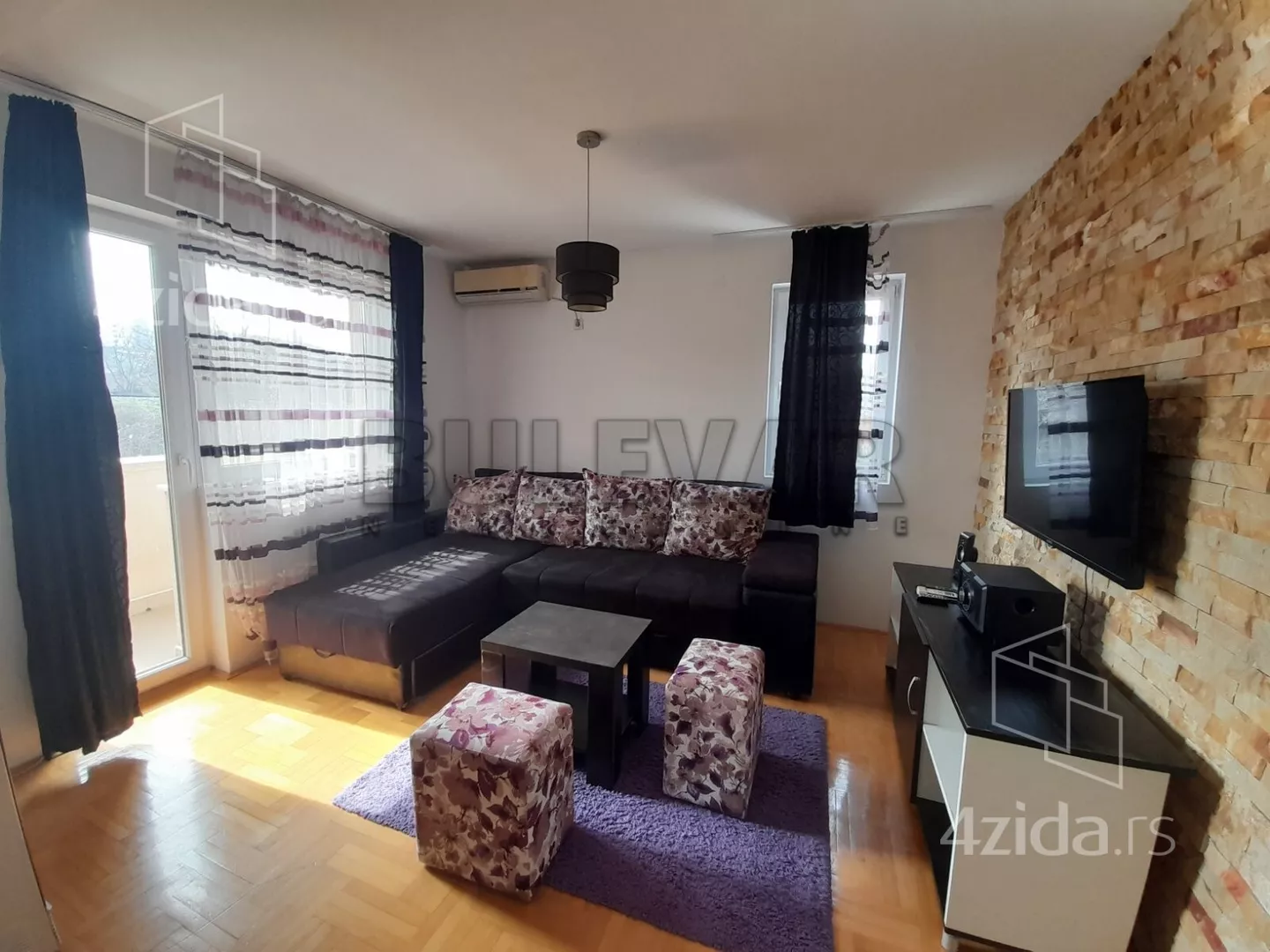 Jednoiposoban stan | 4zida