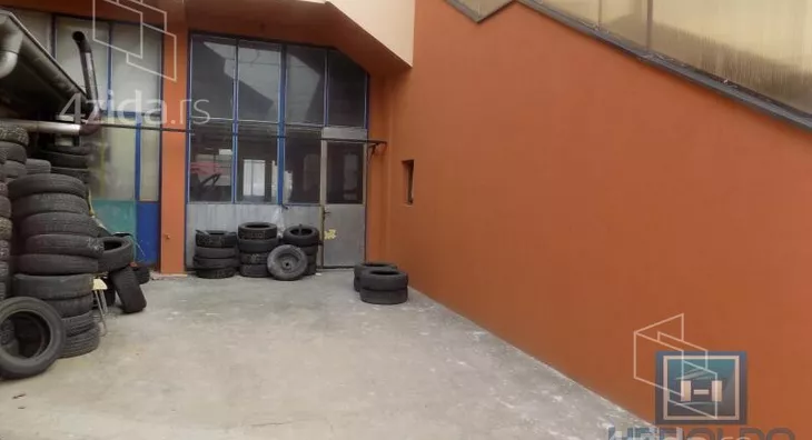 Poslovni prostor | 4zida