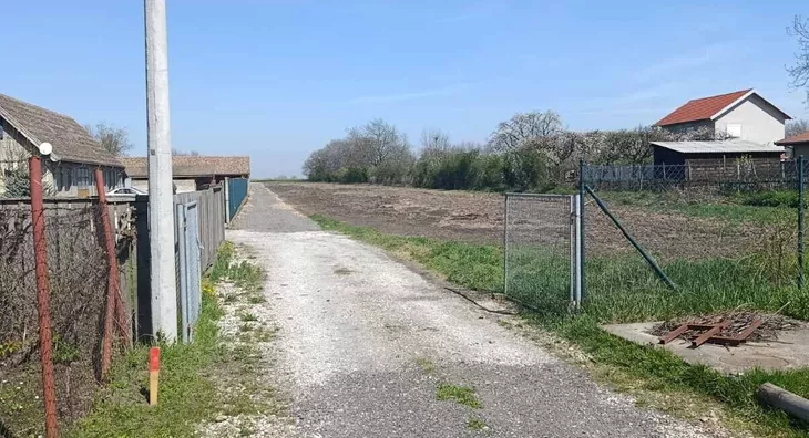 Građevinsko zemljište | 4zida