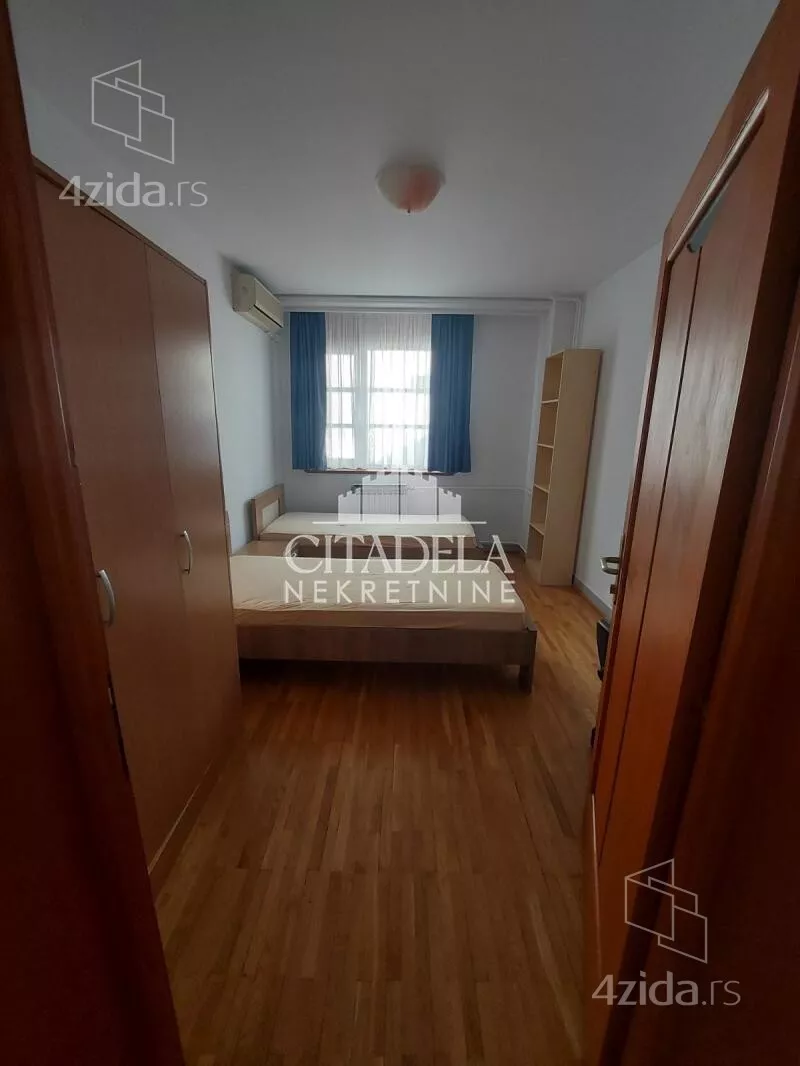 4-etažna kuća | 4zida