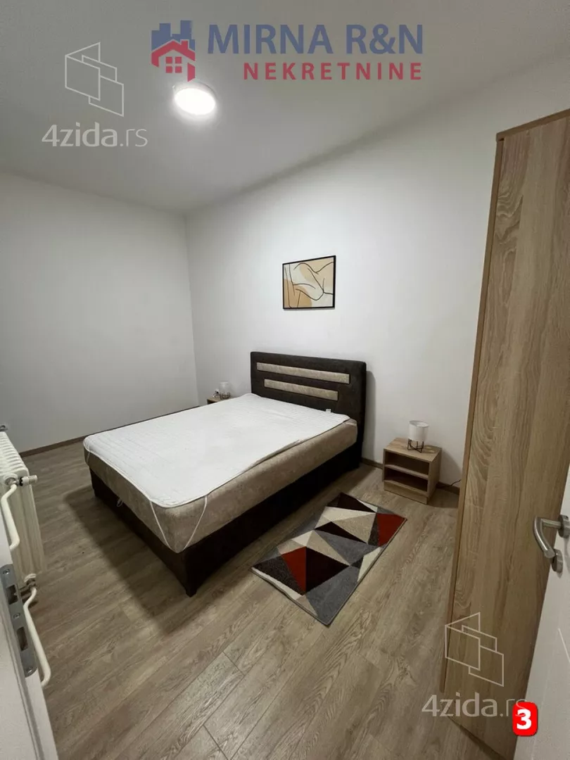 Četvoroiposoban stan | 4zida