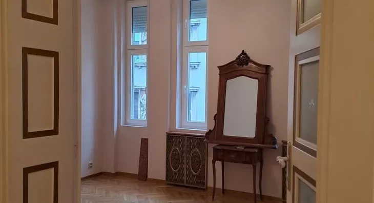 Petoiposoban stan | 4zida