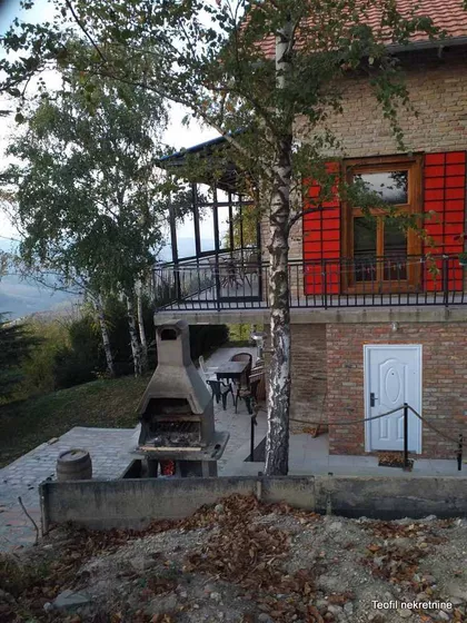 Lipov gaj | 4zida.rs