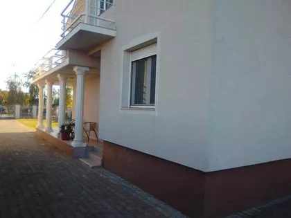 Majur | 4zida.rs