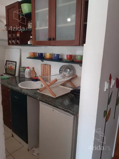 Garsonjera | 4zida