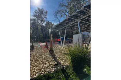 Savski Nasip bb | 4zida.rs