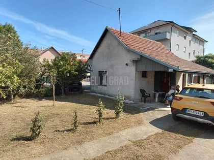 Surčinski put | 4zida.rs