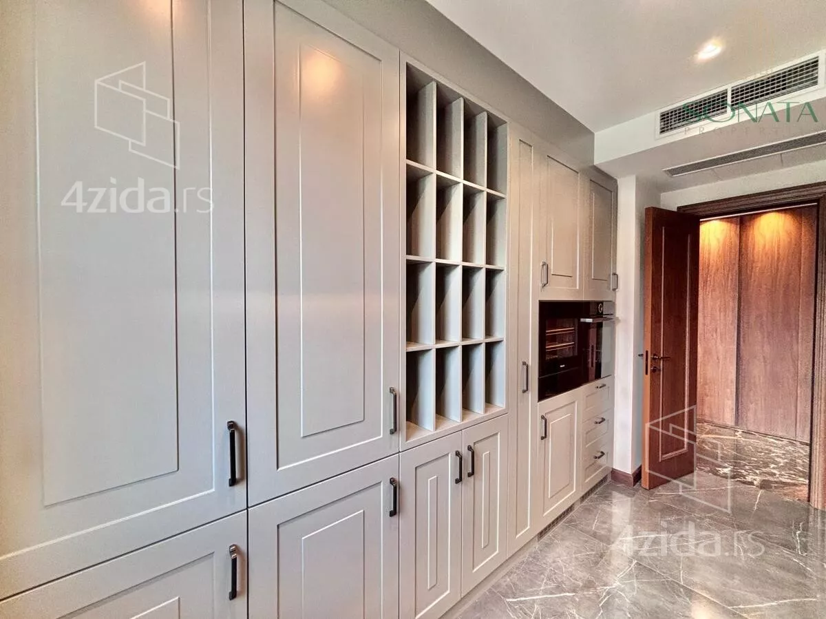 Petosoban stan | 4zida