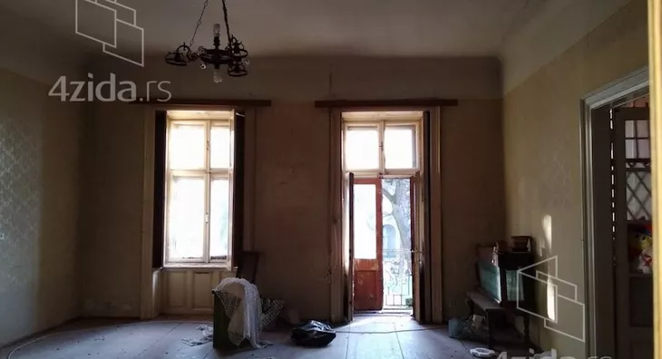 Četvoroiposoban stan | 4zida